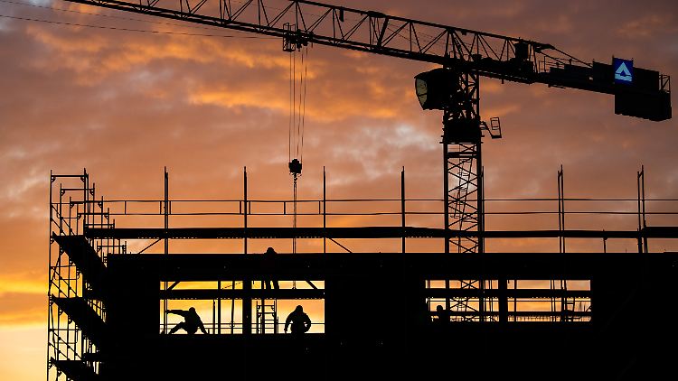 Mit bestimmten Einschränkungen konnte auf den Baustellen weitestgehend weitergearbeitet werden.