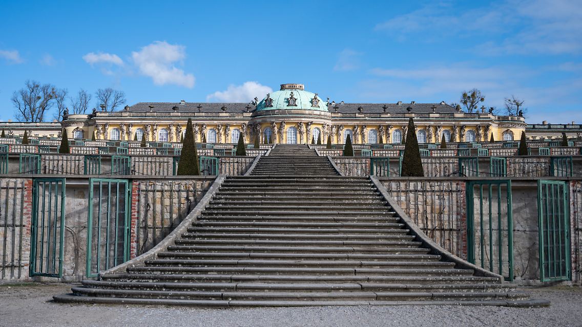 Das Schloss Sanssouci hat wieder geöffnet, die tägliche Besucherzahl ist aber limitiert.