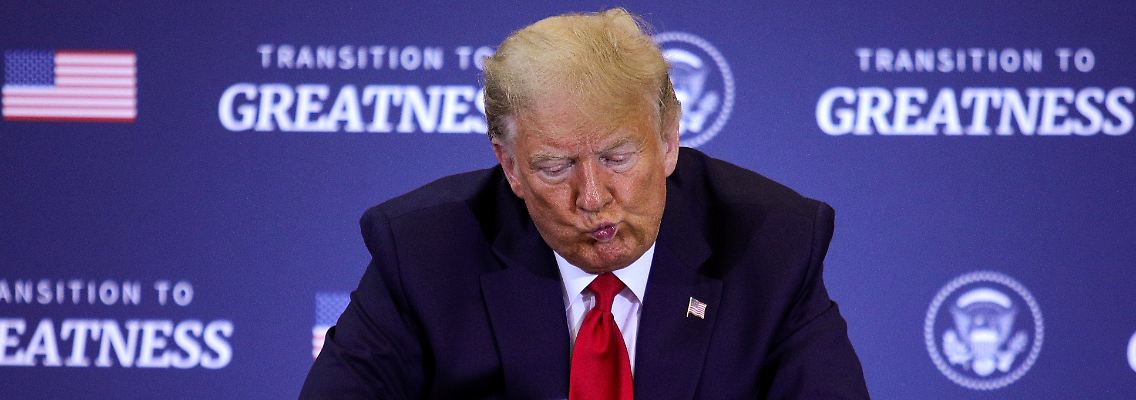 2020-06-05T185647Z_1570050372_RC263H903IEP_RTRMADP_3_USA-TRUMP.JPG