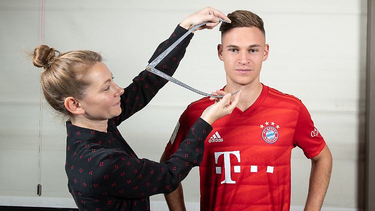 Um Kimmich möglichst korrekt abzubilden, wurden 260 Messungen durchgeführt und 150 Fotos ausgewertet.