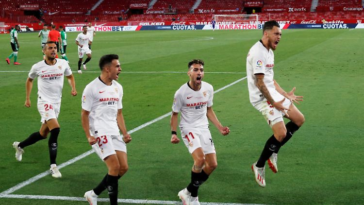 Lucas Ocampos erzielte den Führungstreffer für die Heimelf.