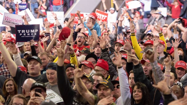 Trump-Anhänger dicht gedrängt - noch im Februar 2020. 