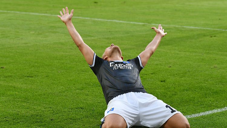 Joel Pohjanpalo erlöste den Hamburger SV spät. Und ist erleichtert.