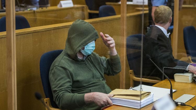 Anders als Stephan Ernst will der Mitangeklagte Markus H. vor Gericht unerkannt bleiben.