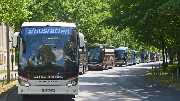 Die deutschen Busreiseveranstalter fühlen sich von der Regierung im Stich gelassen.