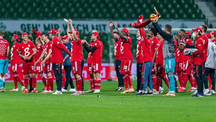 18 Teams spielen um die deutsche Meisterschaft und am Ende gewinnt immer der FC Bayern.