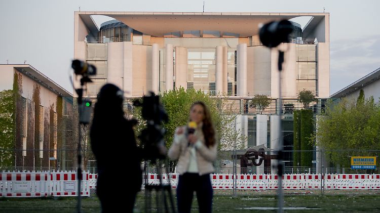 Die Regierungschefs der Bundesländer und Kanzlerin Merkel treffen sich heute persönlich im Kanzleramt.