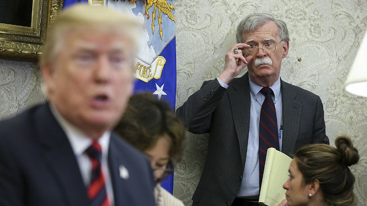 Trump gegen Bolton: Wer sagt die Wahrheit?