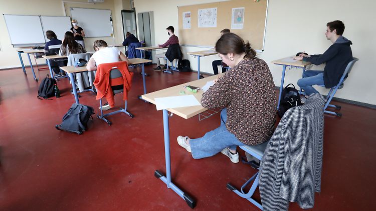 Die Änderungen sollen ab dem Schuljahr 2022/2023 umgesetzt werden.