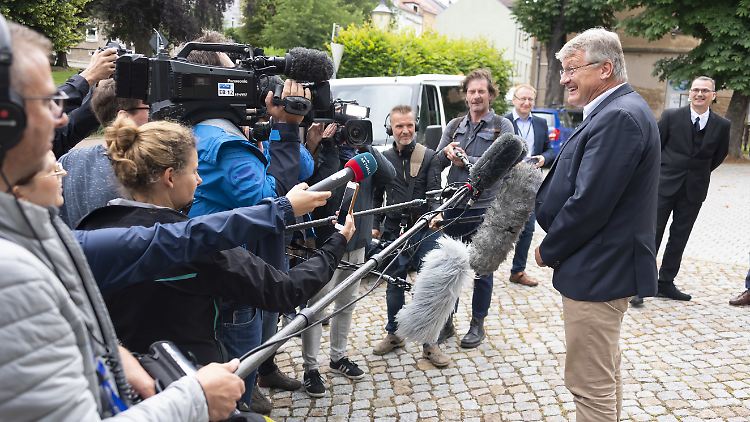 AfD-Parteichef Meuthen steht seit einiger Zeit parteiintern in der Kritik. 