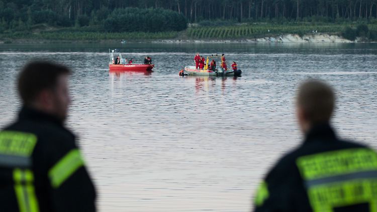 Immer wieder müssen Einsatzkräfte bei Badeunfällen ausrücken.