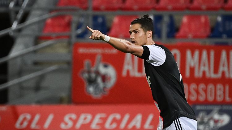 Da geht's lang zur Meisterschaft: Ronaldo trifft für Serie-A-Tabellenführer Juventus Turin.jpg