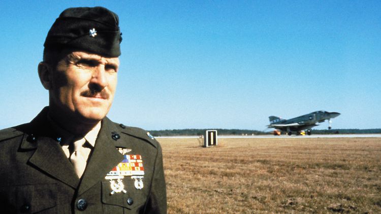 Für das Drama "Der große Santini" holte Carlino Schauspieler Robert Duvall vor die Kamera.
