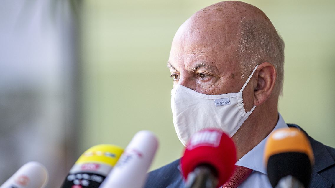 Schlachthöfe wie Krankenhäuser ausstatten: Martin Exner hält die Luftkühlung bei Tönnies für einen Faktor bei dem Corona-Ausbruch.