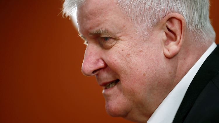 Bundesinnenminister Horst Seehofer hatte zuletzt erklärt, einer solchen Rassismus-Untersuchung bedürfe es nicht.