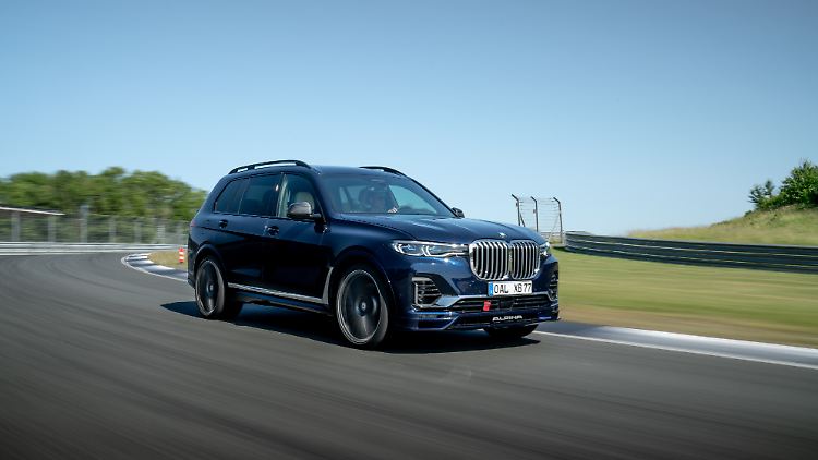 Mit dem Alpina BX7 kommt ganz schön was angewalzt.
