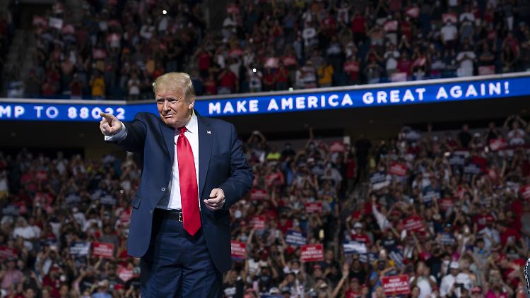 Trumps Wahlkampfauftritt in Arizona sorgte für viel Kritik. Nach Infektionsfällen sind nun Dutzende Secret Service-Mitarbeiter in Quarantäne.
