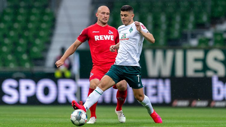 Angeschlagen, aber treffsicher: Milot Rashica erzielt das 2:0 für Bremen.