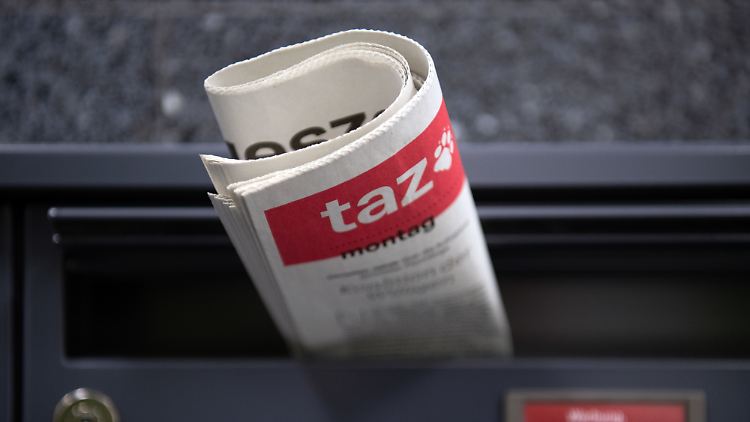 Die Chefredaktion der "taz" hat die Polizei um Hilfe im Umgang mit Drohungen gegen ihre Autorin gebeten, die in einer Kolumne Polizisten mit Müll verglich.