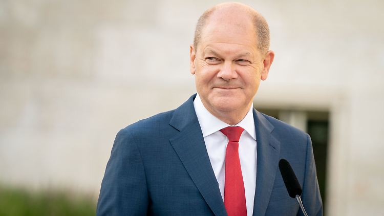 Um neue Kredite zu ermöglichen, setzte der Bundestag die Schuldenbremse im Grundgesetz aus.