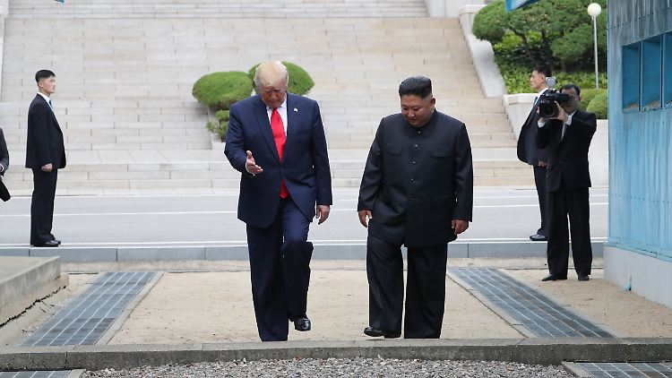 Öfentlichkeitswirksames Treffen: Donald Trump und Kim Jong Un Treffen am 38. Breitengrad zusammen. Inzwischen ist das Klima zwischen den USA und Nordkorea wieder eher frostig.