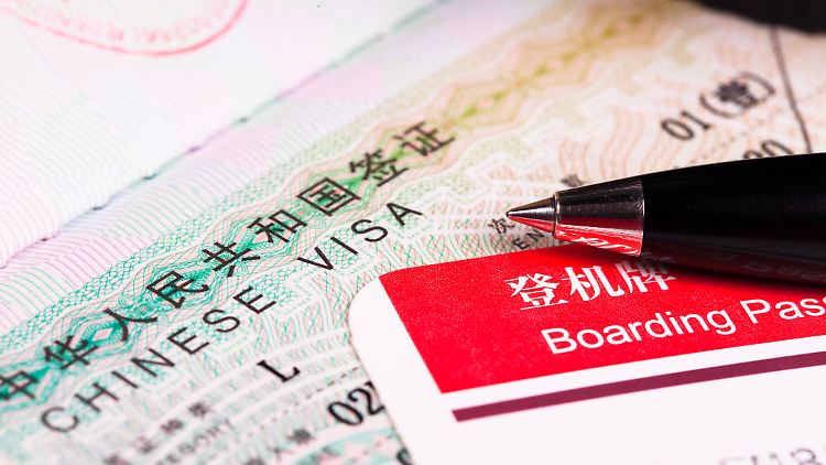 China verurteilt die Visa-Maßnahmen der USA als "unrechtmäßig" - und verhängt dann gleichermaßen selbst welche.