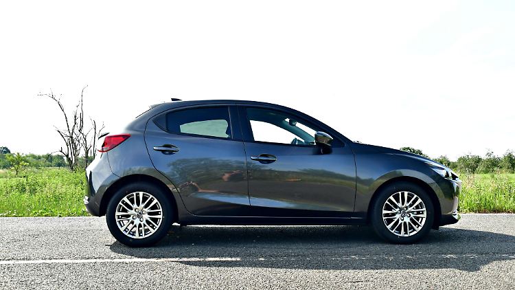 Tatsächlich zeigt sich der Mazda2 Skyactiv-G 90 M Hybrid sehr sparsam im Verbrauch.