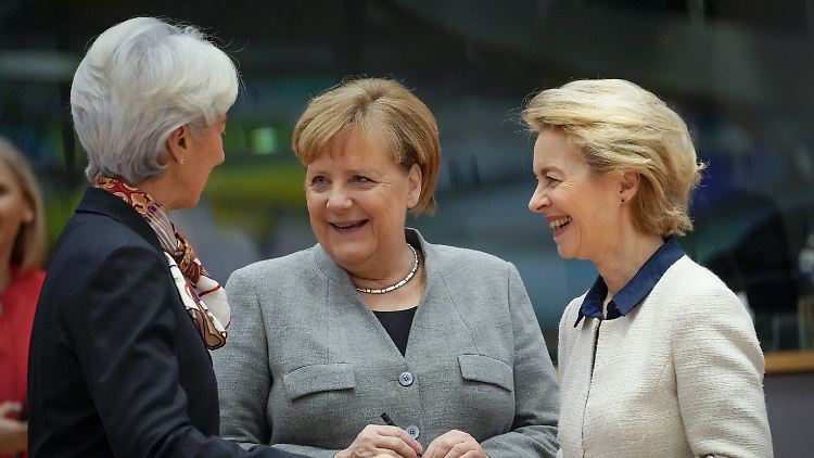 Sie müssen durch die Krise führen: Christine Lagarde, Angela Merkel und Ursula von der Leyen (v.l.)