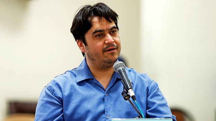 Ruhollah Zam bekannte sich vor Gericht schuldig und bat um Vergebung.
