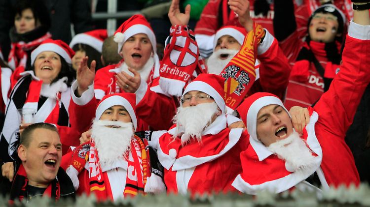335.340 Zuschauer strömten am vierten Adventswochenende in die Bundesligastadien.