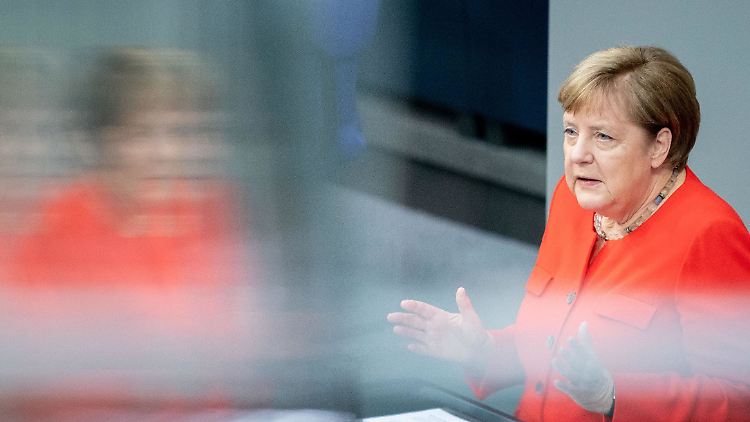 Nach 2007 führt Merkel Deutschland erneut durch eine EU-Ratspräsidentschaft.