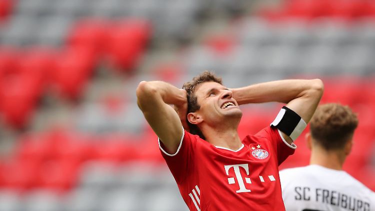 Den ersten Spieltag zu verpassen, das fände auch Thomas Müller sicher komisch.