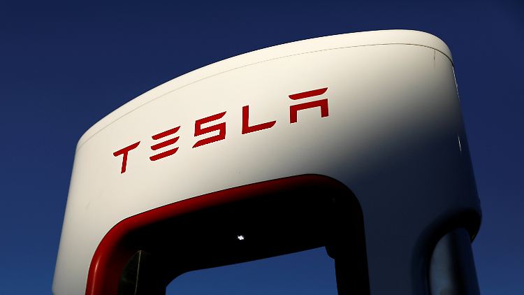Die Corona-Krise ist aus Sicht von Tesla vergessen. Oder besser aus Sicht der Tesla-Aktionäre.