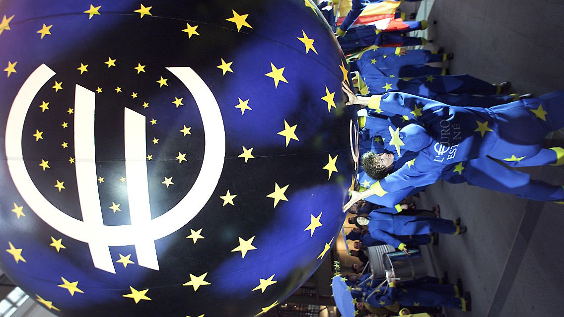 Euro in Schieflage: Politisches Einschreiten kommt laut Pimco zu spät.