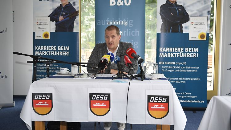 Große leitet den Kahlschlag bei der DESG ein.