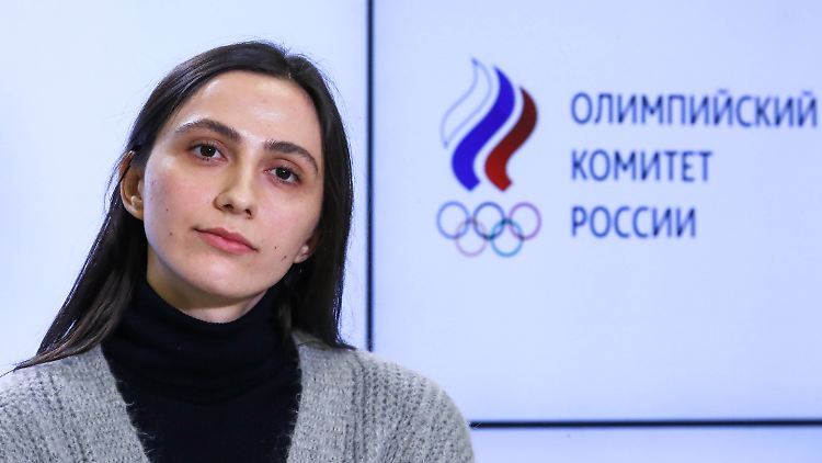 Die russische Hochspringerin Marija Lassizkene wurde als neutrale Athletin Weltmeisterin - auch ihr droht nun der Ausschluss.