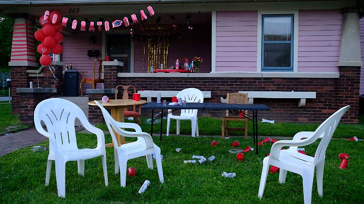 Gefährlicher Trend: Auf Partys wollen sich Studenten in den USA absichtlich mit dem Coronavirus infizieren.