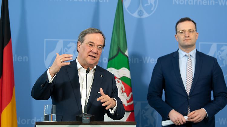 Spahn sortiert sich in der Führungsfrage hinter Laschet ein.
