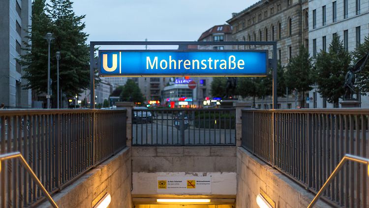Die Mohrenstraße in Berlin-Mitte ist seit Jahren in der Diskussion.
