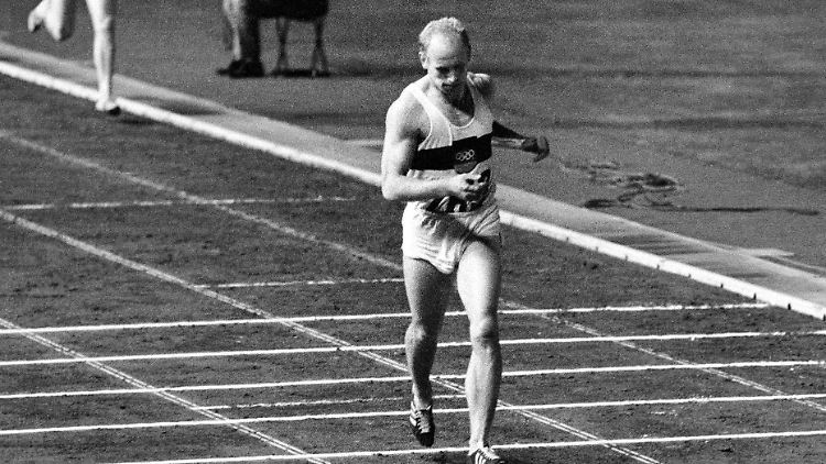 Bei den Olympische Spielen 1964 in Tokio wurde Willi Holdorf Olympiasieger im Zehnkampf.