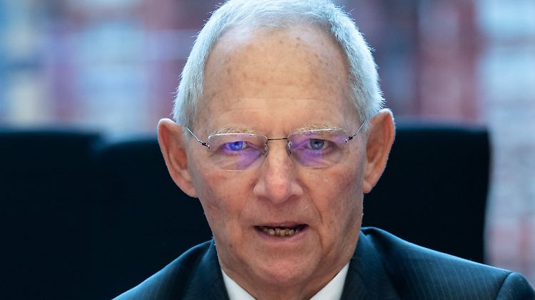 Schäuble beklagt, dass nicht schon im Zuge der Griechenland-Krise ein Währungsfonds zustande kam.