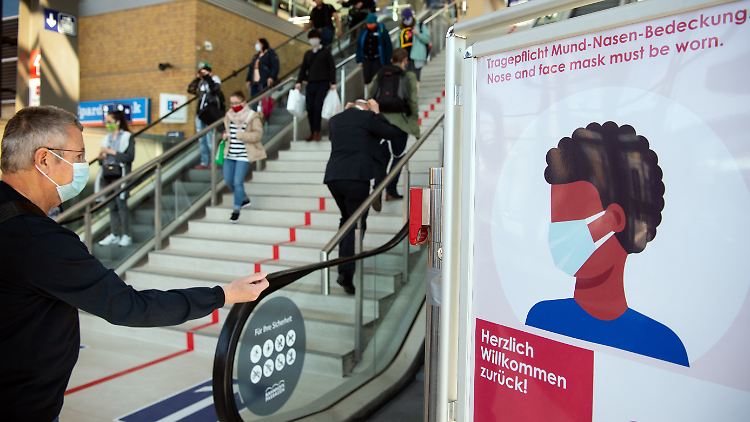 Hinweisschild in einem Einkaufszentrum in Potsdam
