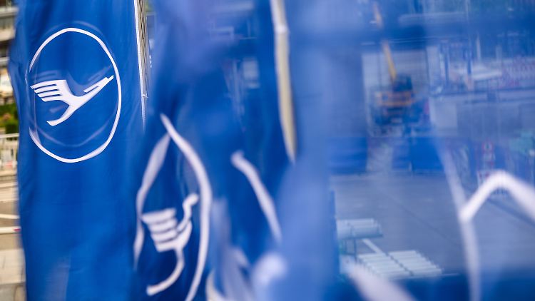 1000 von insgesamt 5000 Stellen in der Lufthansa-Verwaltung sollen wegfallen.