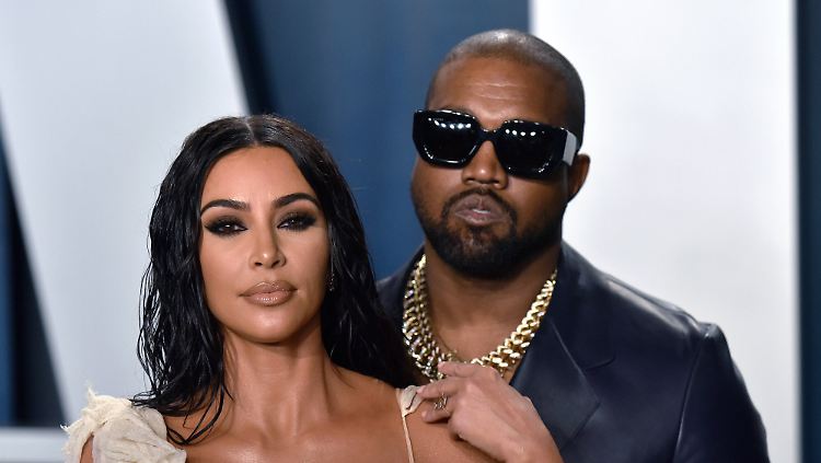 Beim Ehepaar Kardashian-West hängt jetzt angeblich der Haussegen schief.
