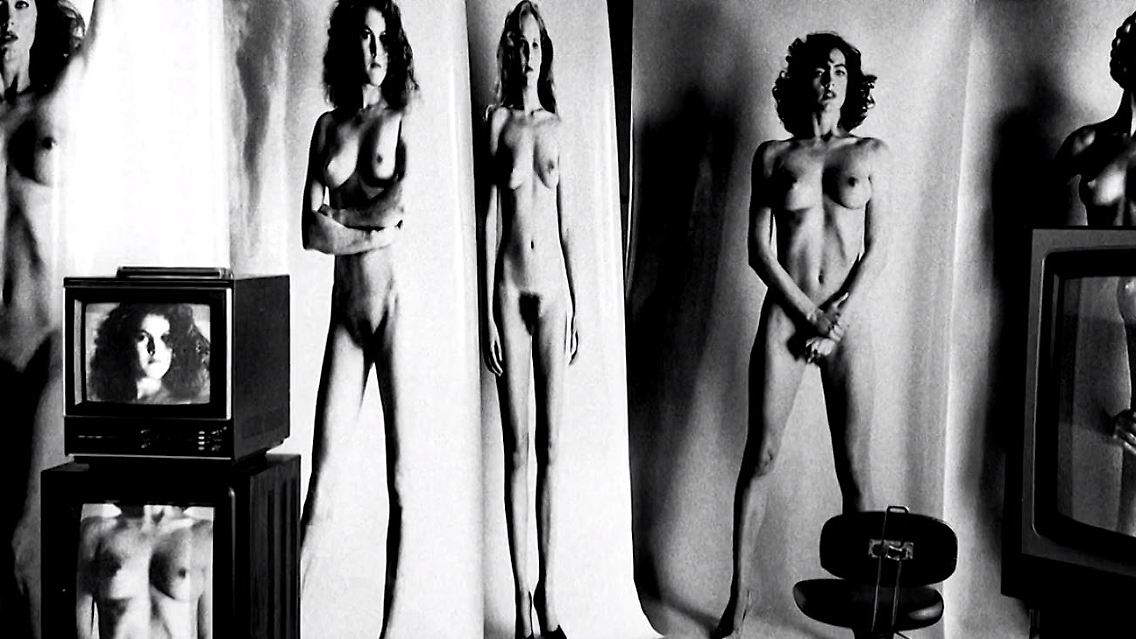 Helmut Newton Big Nudes.JPG