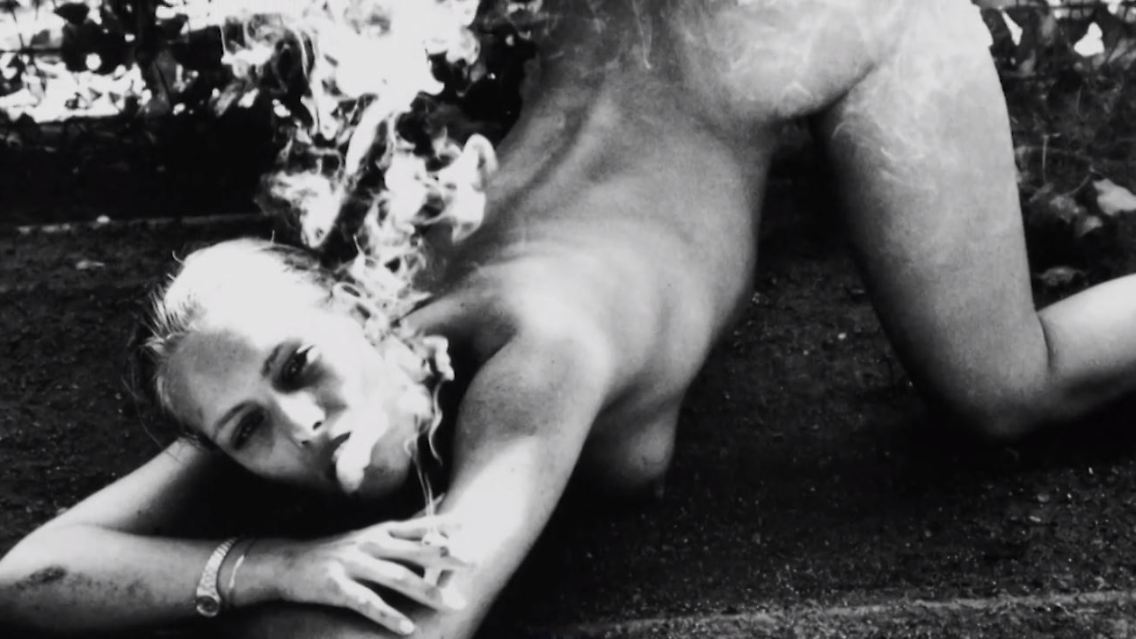 Helmut Newton Big Nudes 2.JPG