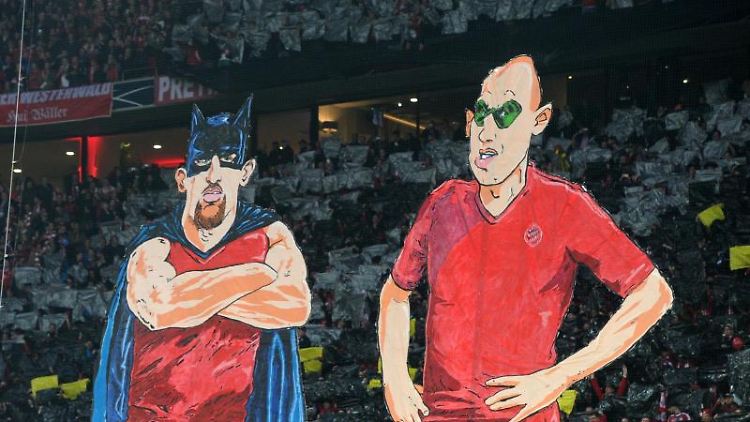 Arjen Robben und Franck Ribéry sind inzwischen nicht mehr beim FC Bayern, ihr Erbe beschäftigt den Verein aber weiterhin.