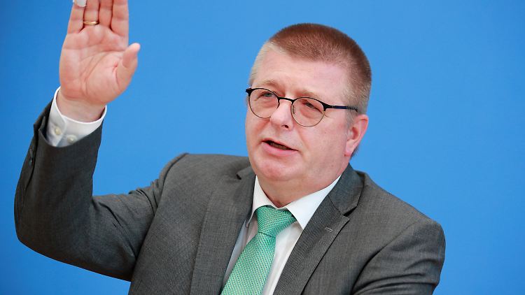 Haldenwang befürchtet "Nachahmungstaten".