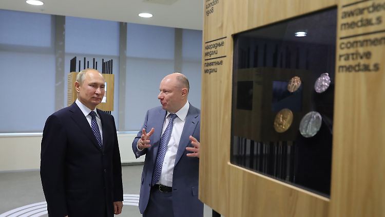 Zwei Wladimirs unter sich: Präsident Putin und Oligarch Potanin gelten als gute Freunde.