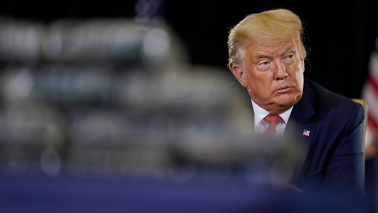 Trump verknüpft Handelsgespräche und Virus-Krise. 